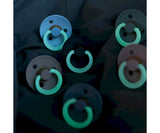 Bibs Pack 2 Chupetas Redondas Noturnas Sand Glow/Iron Glow - Tam. 2 | 6-18 Meses Bibs