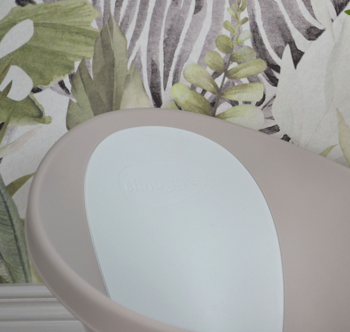 Shnuggle Banheira Taupe Encosto Branco - Minicool
