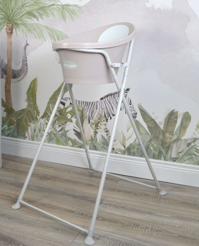 Shnuggle Banheira Taupe Encosto Branco - Minicool