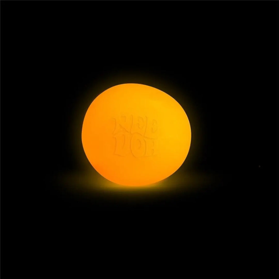 Needoh Bola que Brilha no Escuro Laranja Needoh