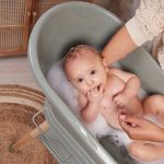 Importância do banho de bebé